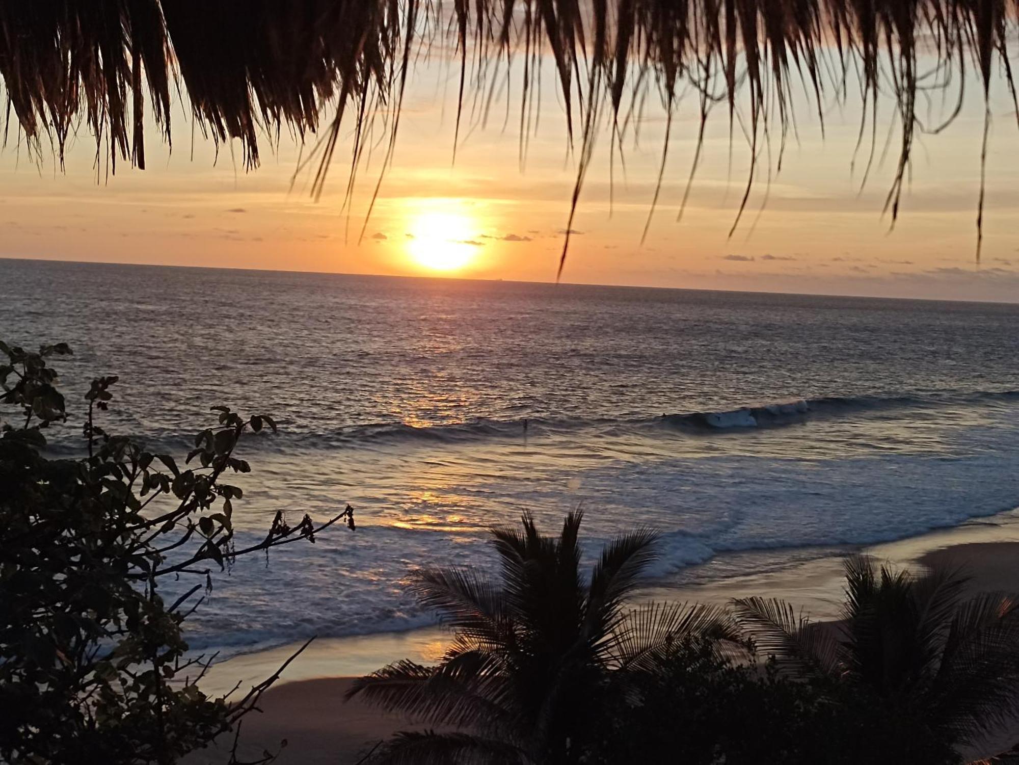 ホテル Punta Sur, Frente Al Mar Y El Atardecer マスンテ エクステリア 写真