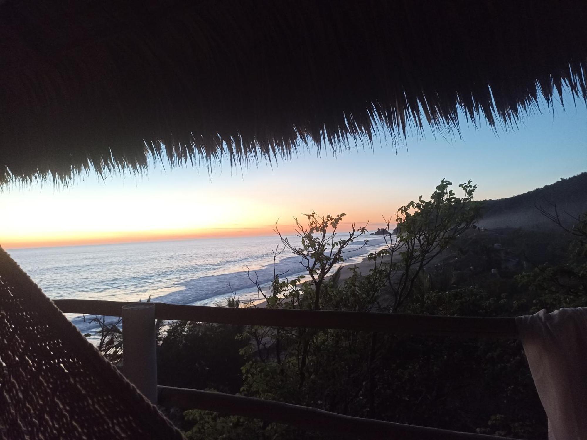 ホテル Punta Sur, Frente Al Mar Y El Atardecer マスンテ エクステリア 写真