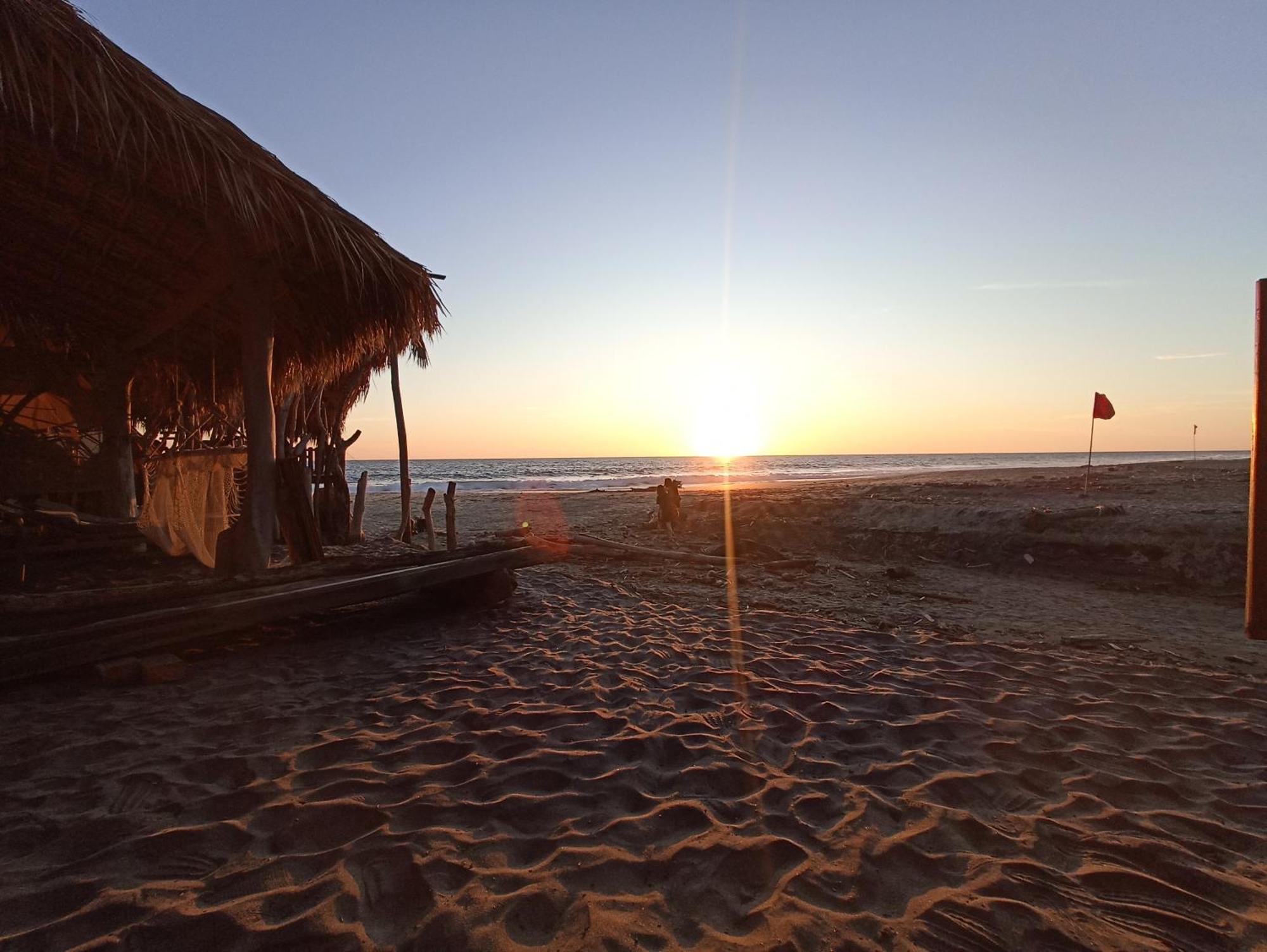 ホテル Punta Sur, Frente Al Mar Y El Atardecer マスンテ エクステリア 写真